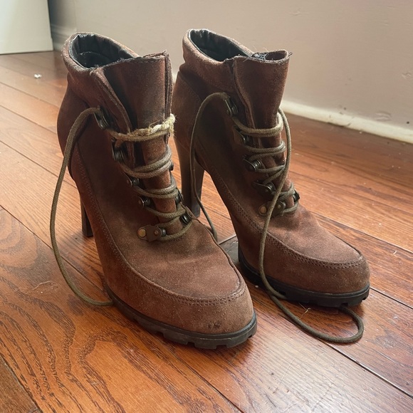 LAUREN Ralph Lauren brown suede booties - Picture 2 of 4